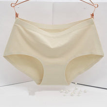 Solid Color One Piece Women's Panties Non-trace Seamless Underwear Sexy Briefs Natural Cotton Plus Size Briefs M-XL NW