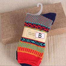 Vintage Stripes Men Women Socks Casual Cotton Warm Socks Fashion Design NW
